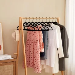 Merkloos ACAZA - 50 Anti-slip kleerhangers - Zwarte haak Best