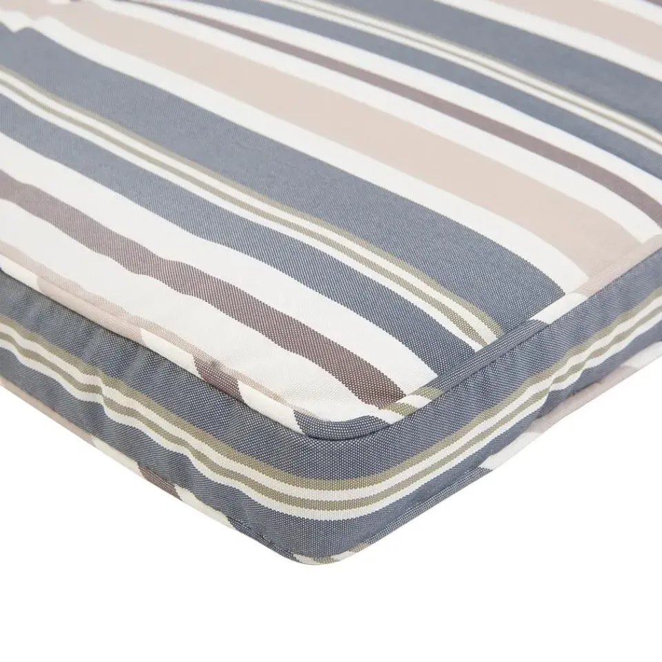 Beliani AMANTEA - Ligstoel - Donkere houtkleur/Gestreept - Acaciahout New