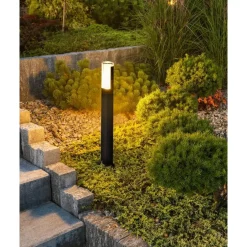 Beliani AWUNA - Tuinverlichting - Zwart - Aluminium Online