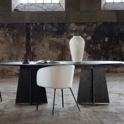 Fjôrd Eettafel Zwart Hout - 230x115x76cm - Bootcut New