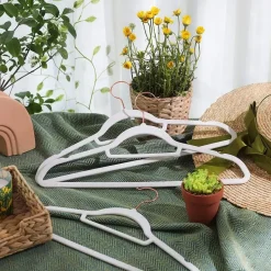 Merkloos Fluwelen kledinghangers, Set van 50, Antislip, Wit en Rosé Goud Online