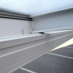 Merkloos HOME DELUXE terrasoverkapping SOLIS wit 435 / 442 x 300 / 303 x 278 / 226 cm New