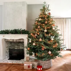 Little Grove Servische Spar Kunstkerstboom - Ø117x180 cm