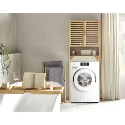 Beliani OKARCHE - Badkamerkast - Lichthout - Bamboe Best