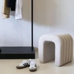 Giga Meubel Poef Bouclé Taupe - Zithoogte 45 cm - Japandi Stijl New