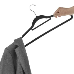 Merkloos Set van 30 Kledinghangers met Fluwelen laagje - Zwart Clearance