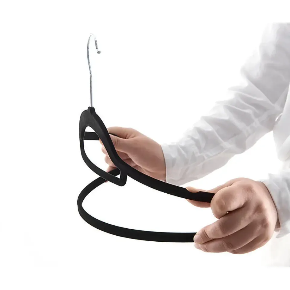 Merkloos Set van 30 Kledinghangers met Fluwelen laagje - Zwart Clearance