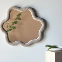 Fjôrd Spiegel Beige Bouclé - 70x70x3,5cm - Kungsbacka Outlet