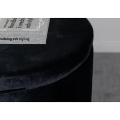 Svea - Blaze poef - velvet - zwart Hot