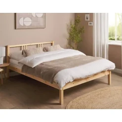Beliani VANNES - Bed - Lichthout - 140 x 200 cm - Dennenhout Outlet