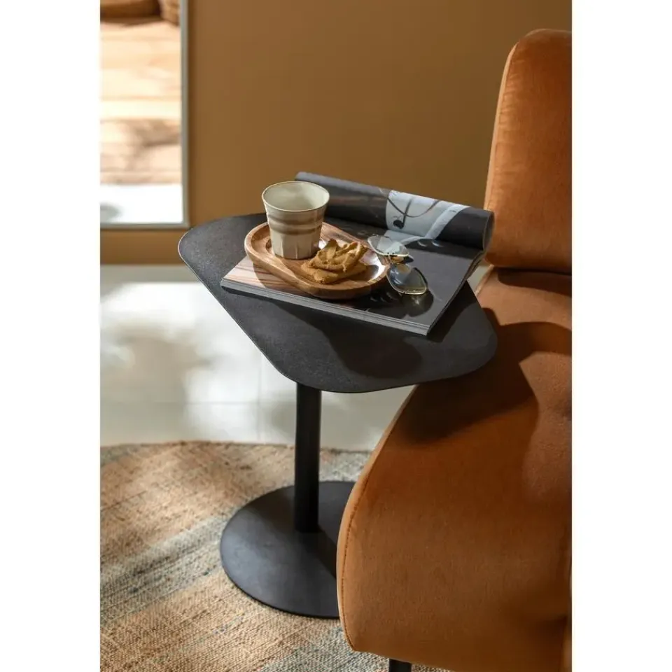 WOOOD Bijzettafel Lia - Metaal - Zwart - 50x50x38