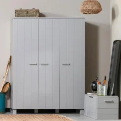 WOOOD Dennis 3 deurs Kast - Grenen - Betongrijs - 202x158x55 New