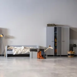 WOOOD Dennis Kast Met Laden - Grenen - Betongrijs - 202x111x55 Outlet