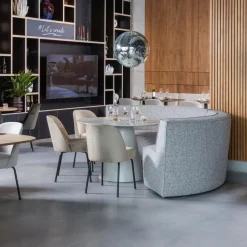 WOOOD Europa 4-Zits Eetbank - Polyester - Zand - 85x372x93 Outlet